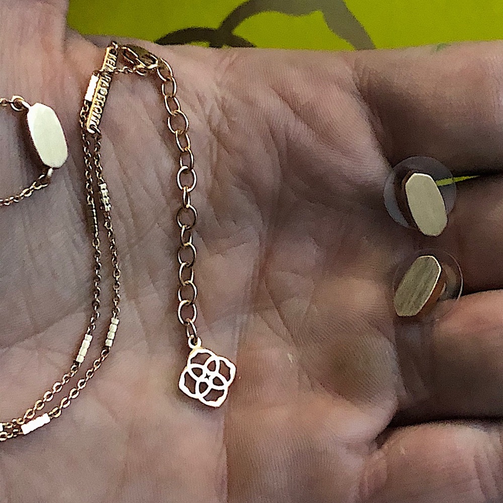 Kendra Scott Jewelry Gift Set